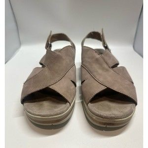 Earth origins tan suede sandles size 8.5
